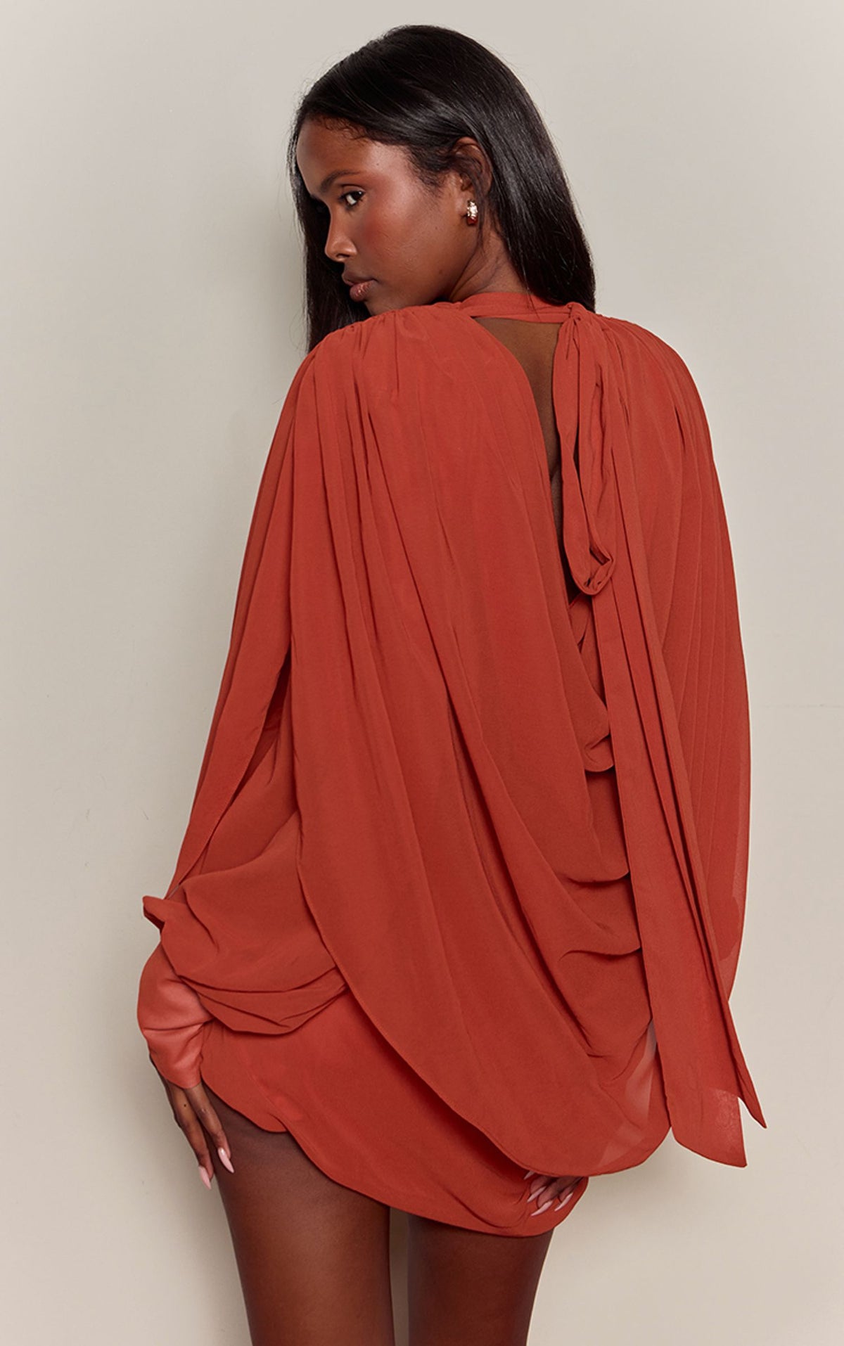 Chiffon Drapiertes Langarm Mini Kleid – Gebranntes Orange