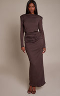 Chiffon-Maxikleid Mit Langen Ärmeln, Schulterpolstern Und Offenem Rücken – Schokolade